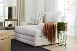 Audrey Swivel Chair