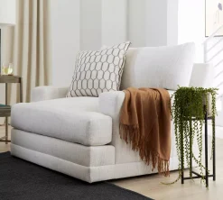 Audrey Swivel Chair