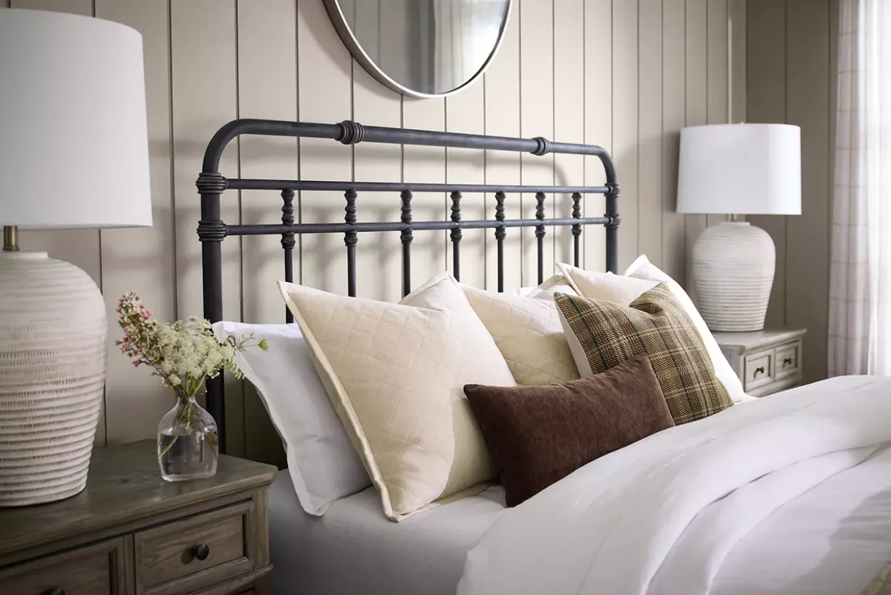 Belmont Bed