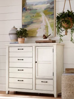 Briar Lake Door Chest