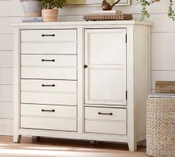 Briar Lake Door Chest