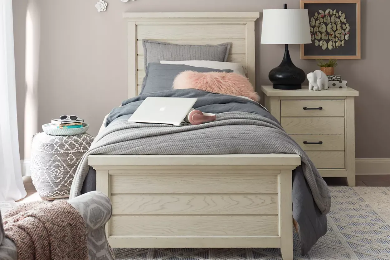 Briar Lake Youth Bed