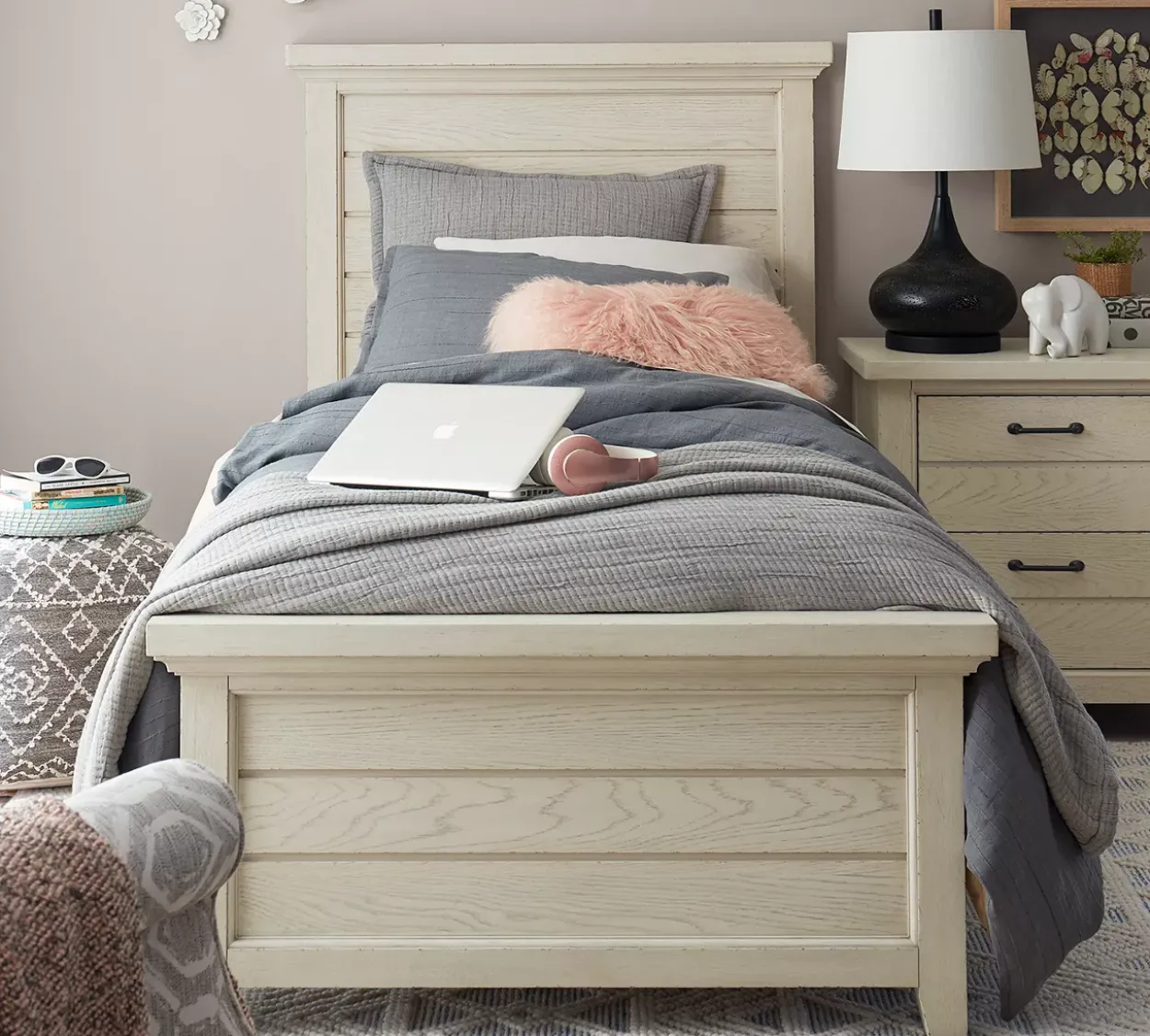 Briar Lake Youth Bed