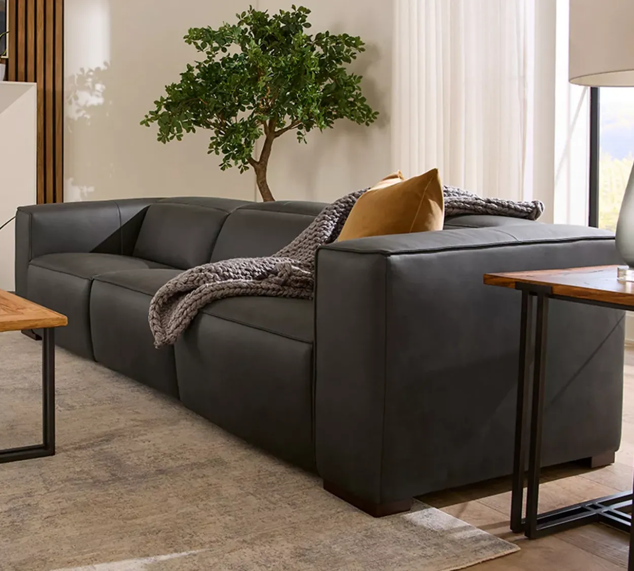 City Chic Power Sofa