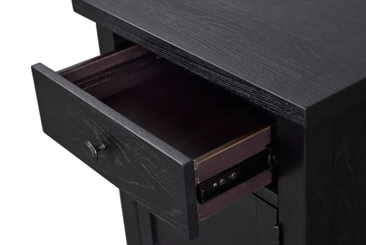 Everett Chairside Table