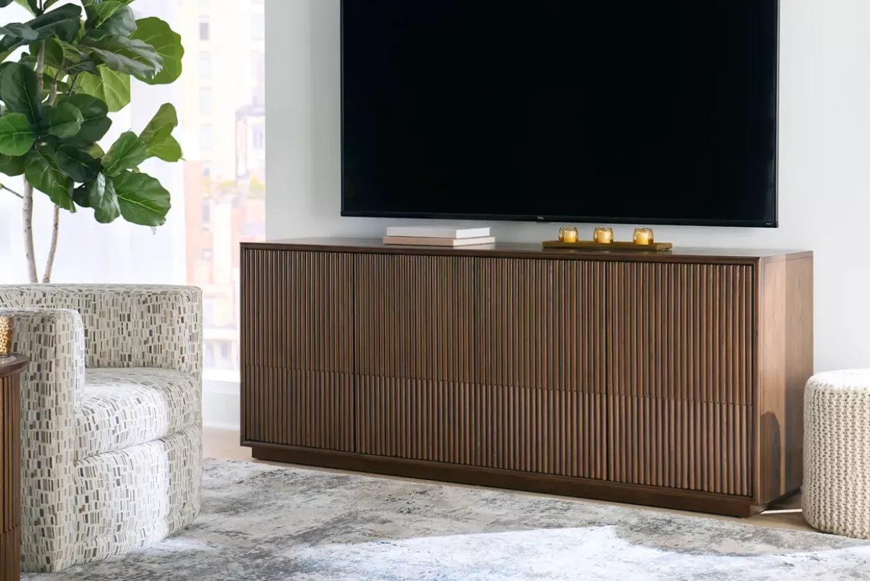 Graham Entertainment Console
