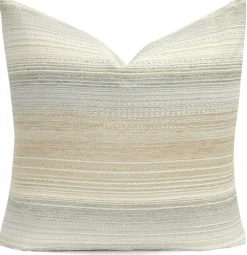 Ihara Pillow