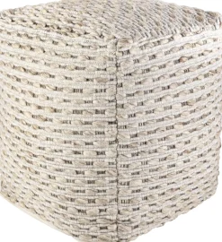Myra Pouf