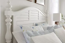 Nantucket Poster Bed