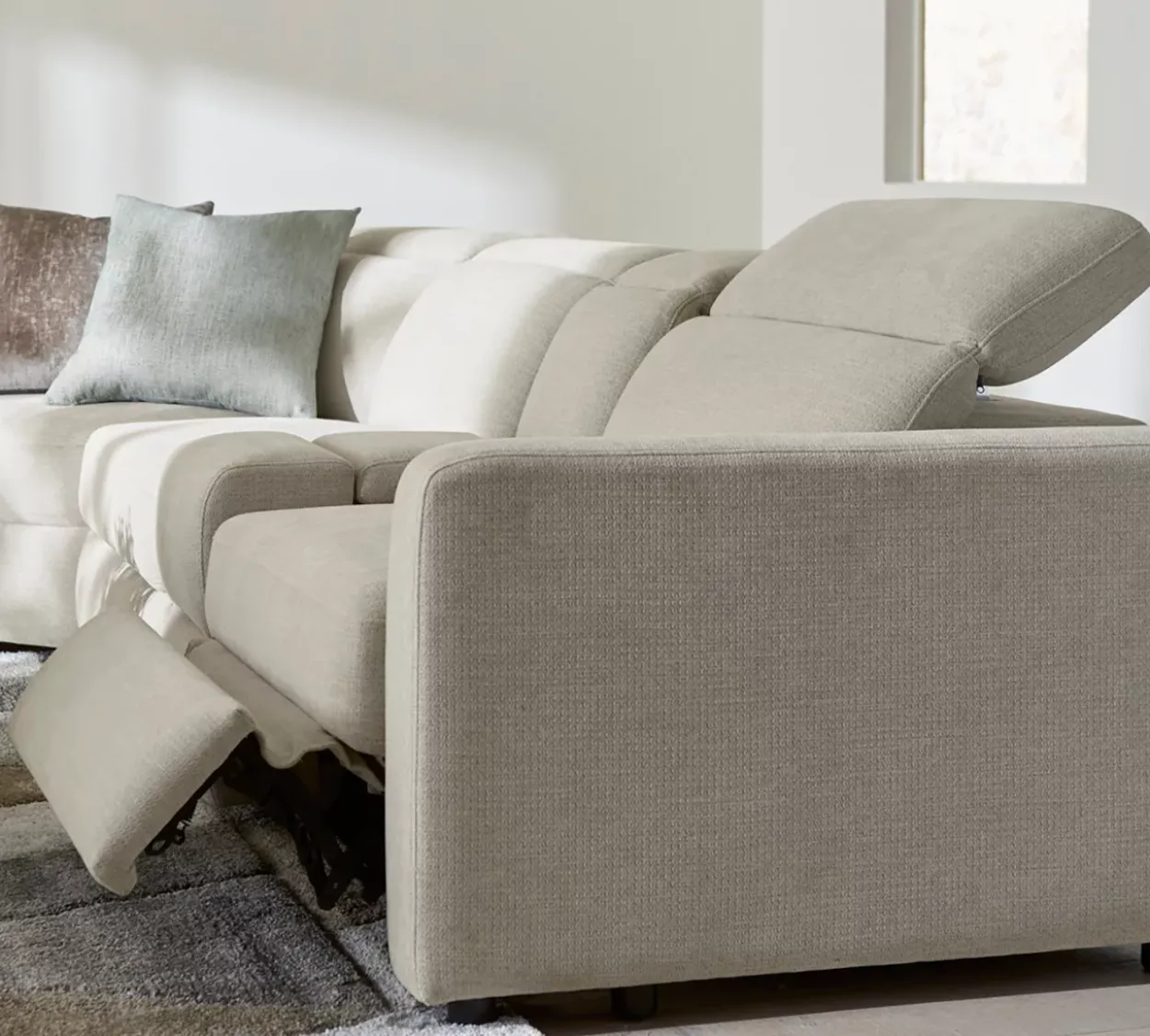 Nova Sectional