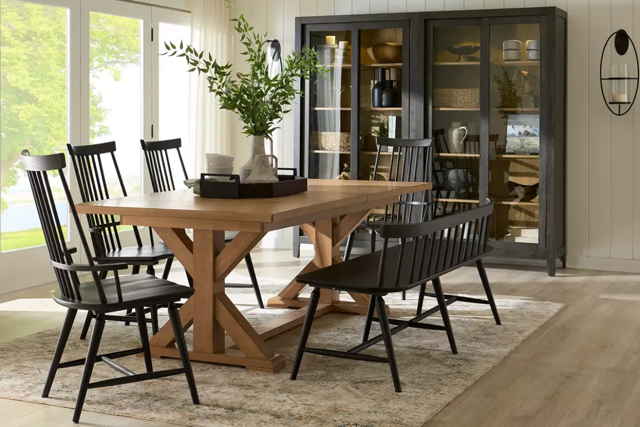 Raleigh Dining Table