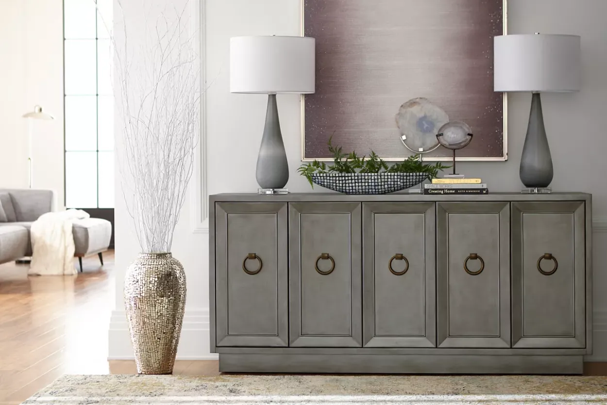Raven Entertainment Console