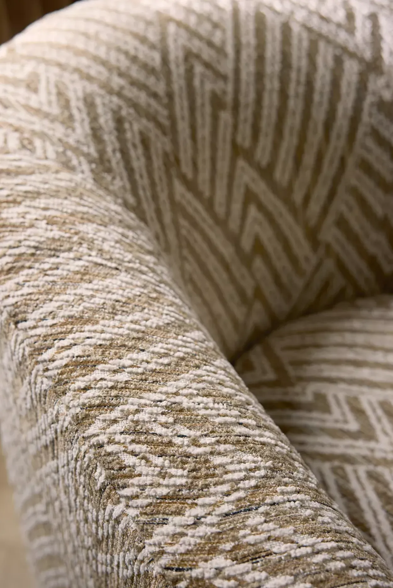 Shiloh Swivel Accent Chair