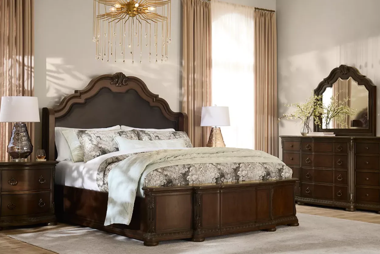 Soledad Chandelier