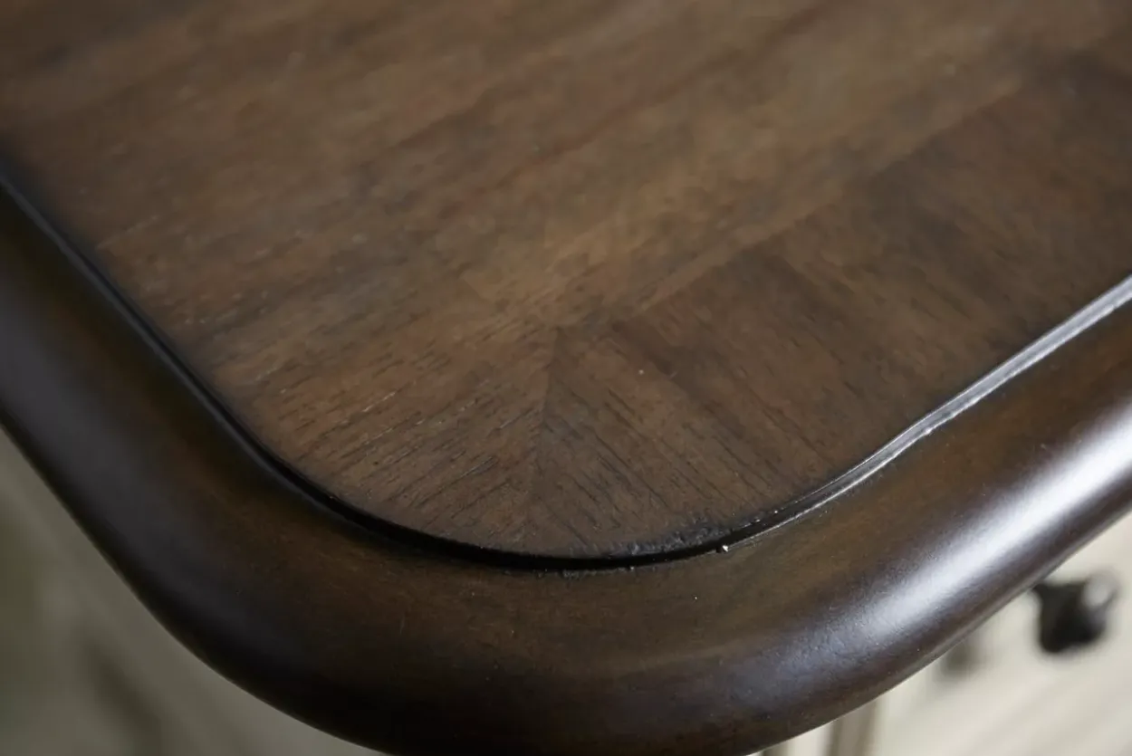 Veranda Leg Nightstand