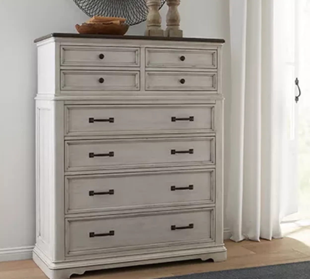 Wesley Drawer Chest